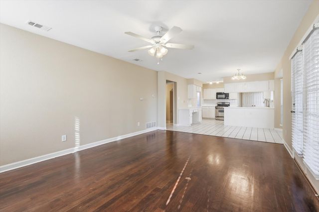 5512 Rocky Mountain Road, Fort Worth, TX 76137