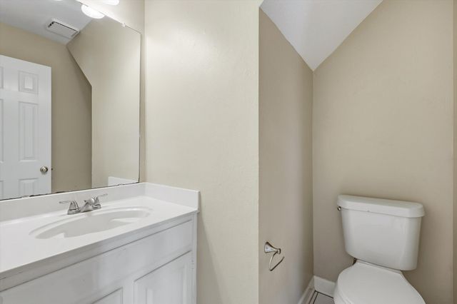 5512 Rocky Mountain Road, Fort Worth, TX 76137