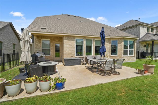 3217 Flowering Peach Drive, Heath, TX 75126