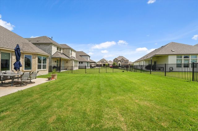 3217 Flowering Peach Drive, Heath, TX 75126