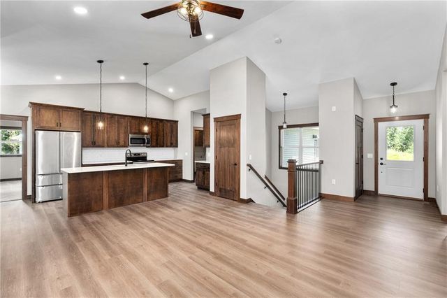 1138 Craven Court, Eau Claire, WI 54703