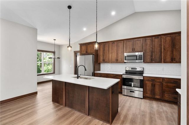 1138 Craven Court, Eau Claire, WI 54703