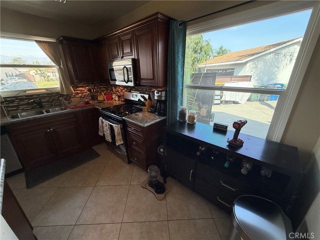 17752 E Brookport, Covina, CA 91722