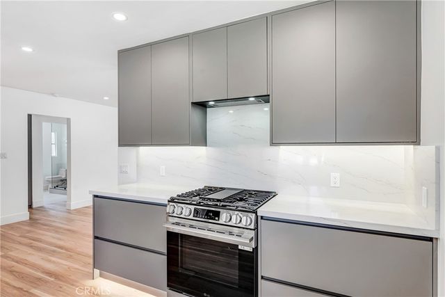 6722 6724 Katherine Ave, Van Nuys, CA 91405
