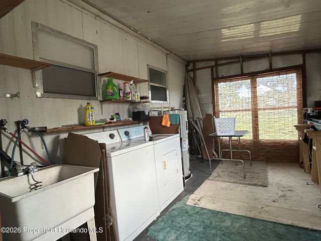 8407 Weatherford Avenue, Brooksville, FL 34613