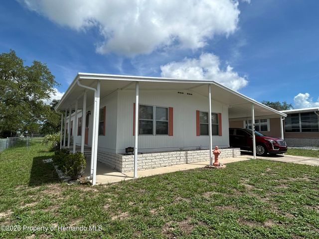 8407 Weatherford Avenue, Brooksville, FL 34613