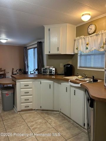 8407 Weatherford Avenue, Brooksville, FL 34613