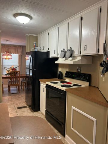 8407 Weatherford Avenue, Brooksville, FL 34613