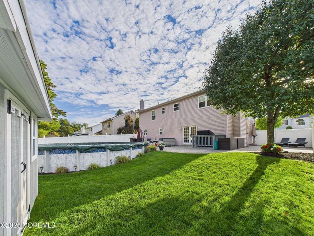 20 Netty Street, Howell, NJ 07731