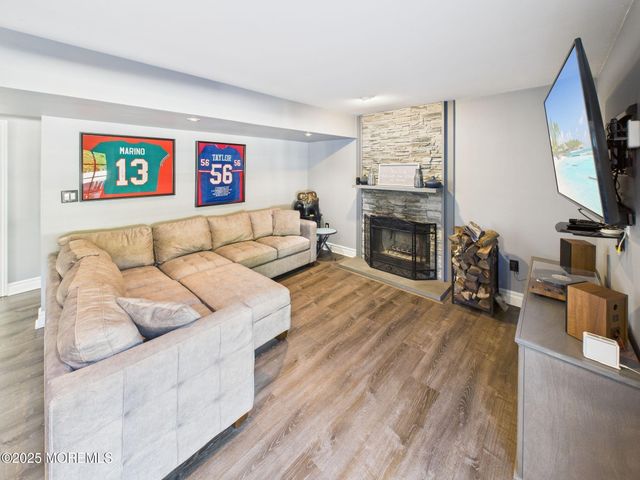 20 Netty Street, Howell, NJ 07731