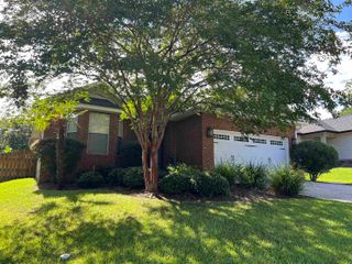 2400 Tippecanoe Ridge, Tallahassee, FL 32303