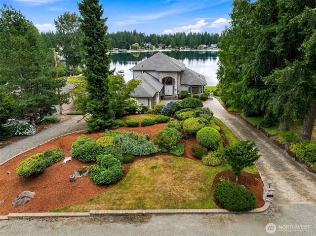 30848 W Lk. Morton Dr. SE Drive SE, Kent, WA 98042