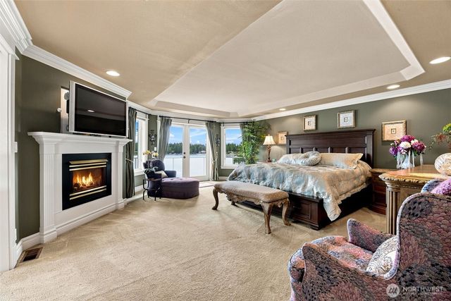 30848 W Lk. Morton Dr. SE Drive SE, Kent, WA 98042