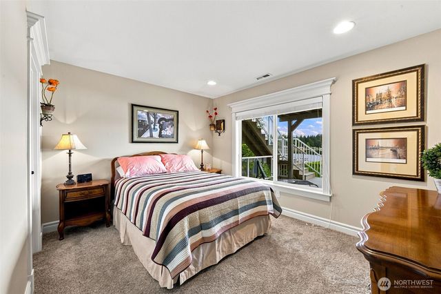 30848 W Lk. Morton Dr. SE Drive SE, Kent, WA 98042