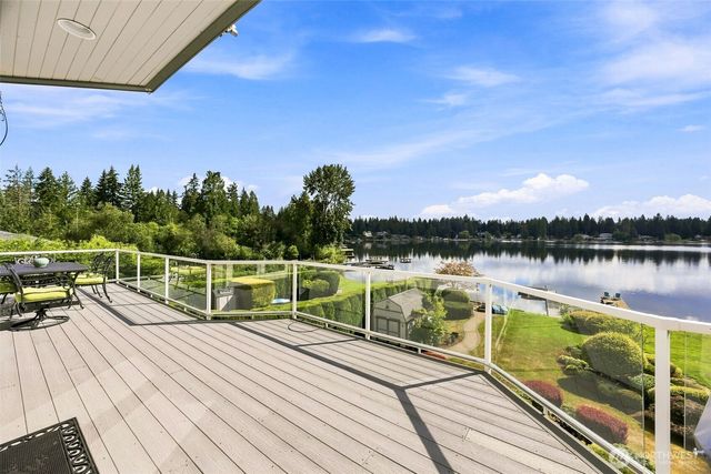 30848 W Lk. Morton Dr. SE Drive SE, Kent, WA 98042