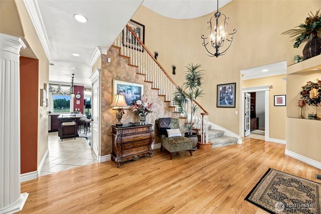 30848 W Lk. Morton Dr. SE Drive SE, Kent, WA 98042
