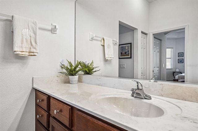 5116 NEPTUNE CIRCLE, Oxford, FL 34484
