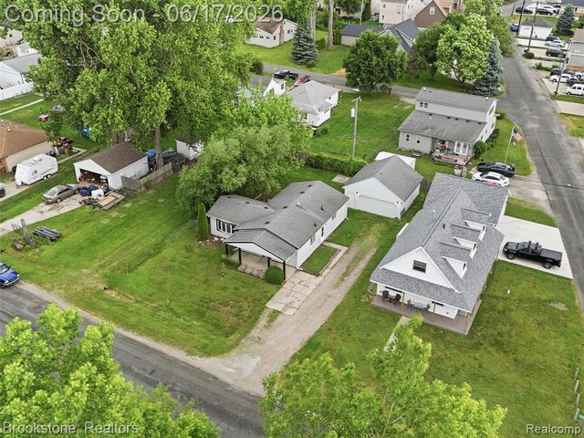 1840 S Lake Court, Novi, MI 48377