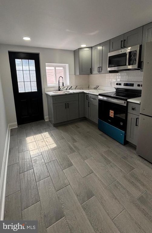 122 E TIOGA ST, Philadelphia, PA 19134