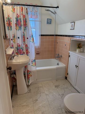 3908 REED AVE, Cheyenne, WY 82001