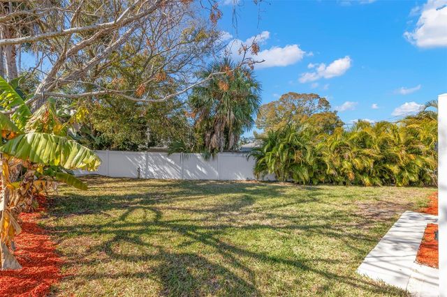 4852 99TH WAY N, St Petersburg, FL 33708