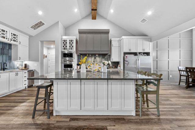 11211 Grover Avenue, Lubbock, TX 79424