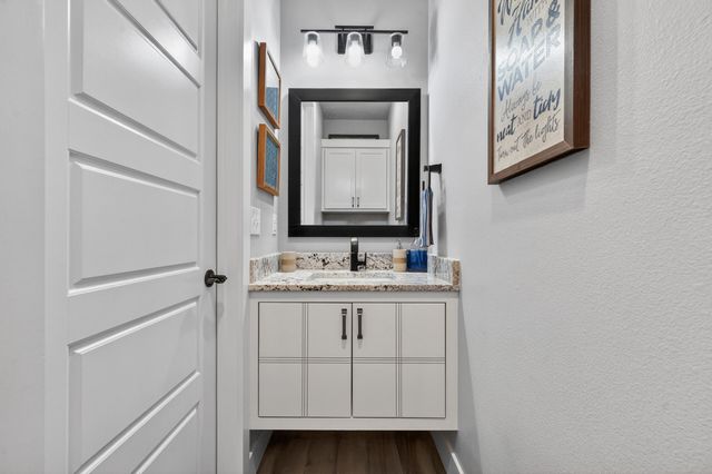 11211 Grover Avenue, Lubbock, TX 79424