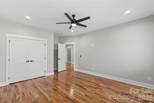 543 30th Avenue NW, Hickory, NC 28601