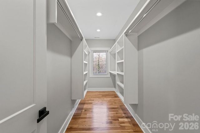 543 30th Avenue NW, Hickory, NC 28601