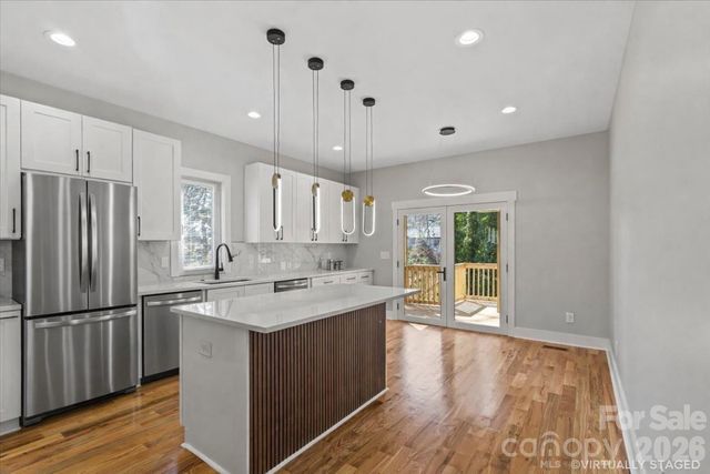 543 30th Avenue NW, Hickory, NC 28601