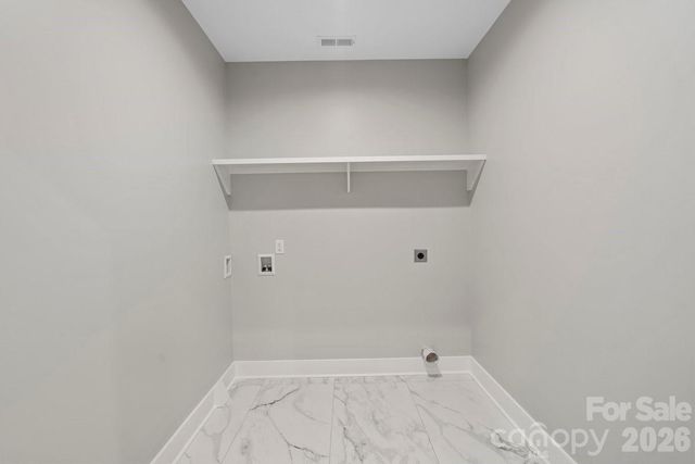 543 30th Avenue NW, Hickory, NC 28601