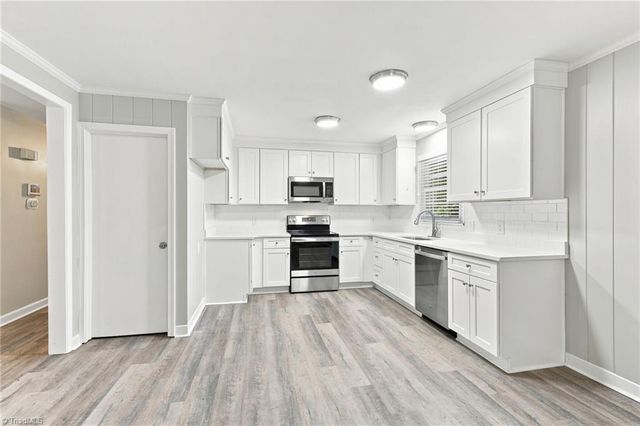 399 Wildwood Lane, Winston-salem, NC 27107