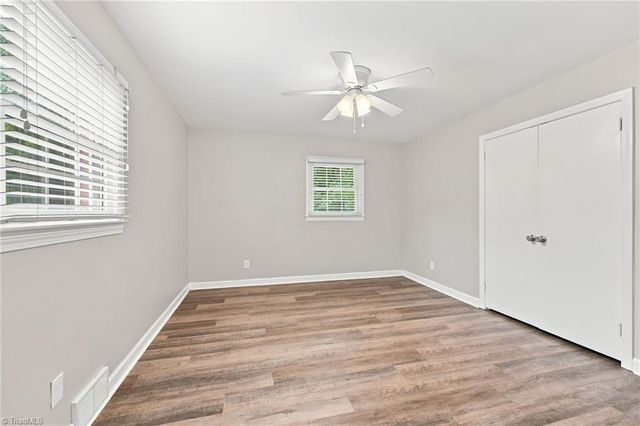 399 Wildwood Lane, Winston-salem, NC 27107