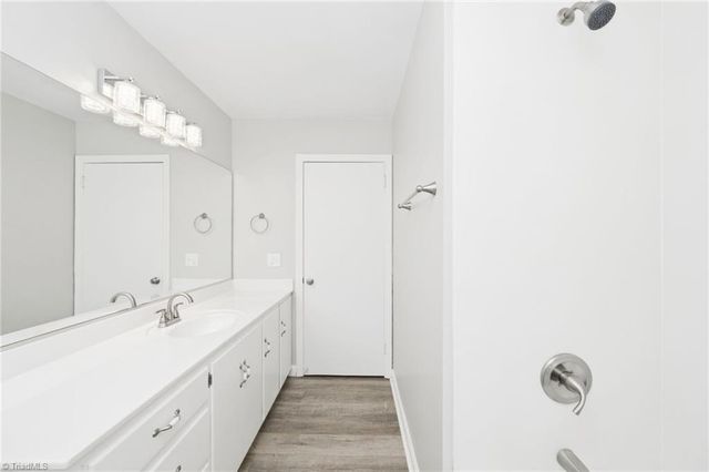 399 Wildwood Lane, Winston-salem, NC 27107