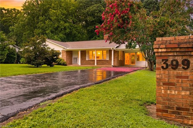 399 Wildwood Lane, Winston-salem, NC 27107