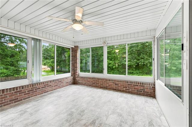 399 Wildwood Lane, Winston-salem, NC 27107
