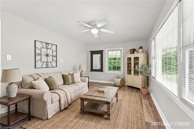 399 Wildwood Lane, Winston-salem, NC 27107