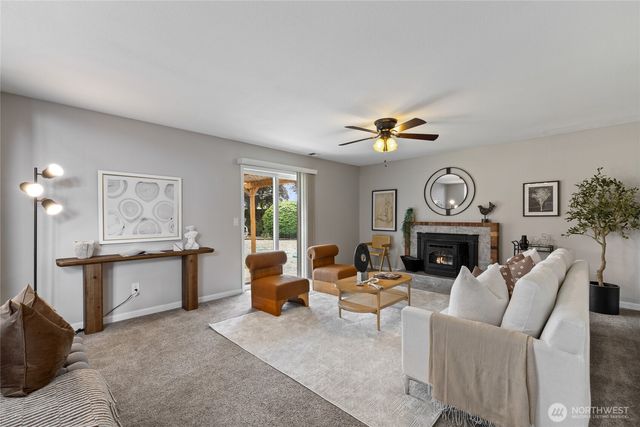 19119 71st Avenue Ct E, Puyallup, WA 98375