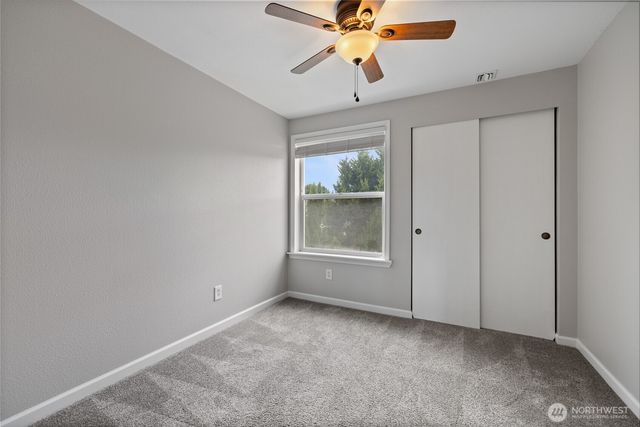 19119 71st Avenue Ct E, Puyallup, WA 98375
