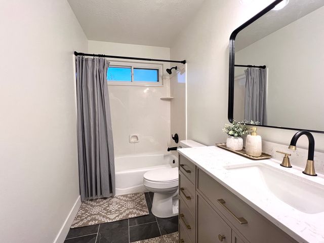 11831 S CARBIDE CT, Herriman, UT 84096