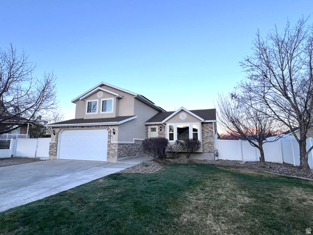 11831 S CARBIDE CT, Herriman, UT 84096