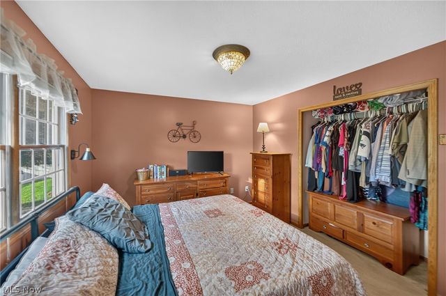 136 Joel Drive, Mogadore, OH 44260