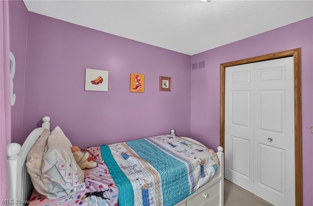 136 Joel Drive, Mogadore, OH 44260