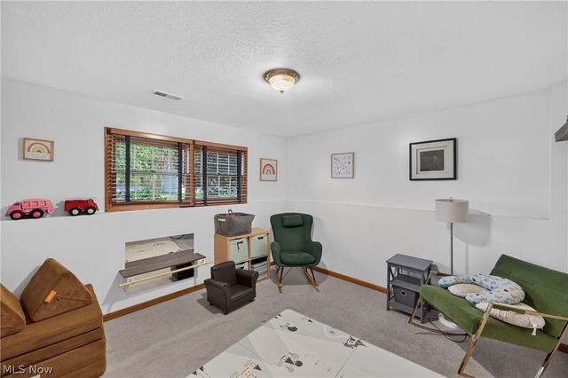 136 Joel Drive, Mogadore, OH 44260
