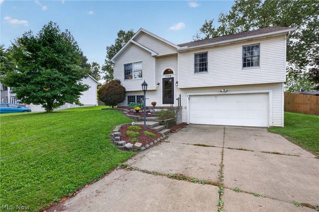 136 Joel Drive, Mogadore, OH 44260