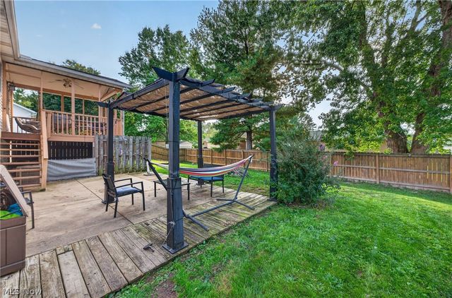 136 Joel Drive, Mogadore, OH 44260