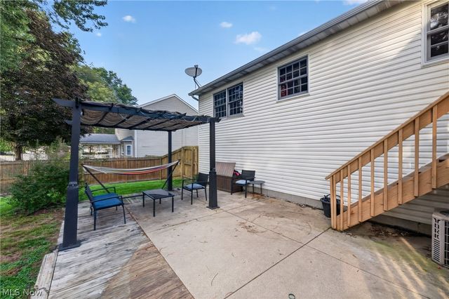 136 Joel Drive, Mogadore, OH 44260