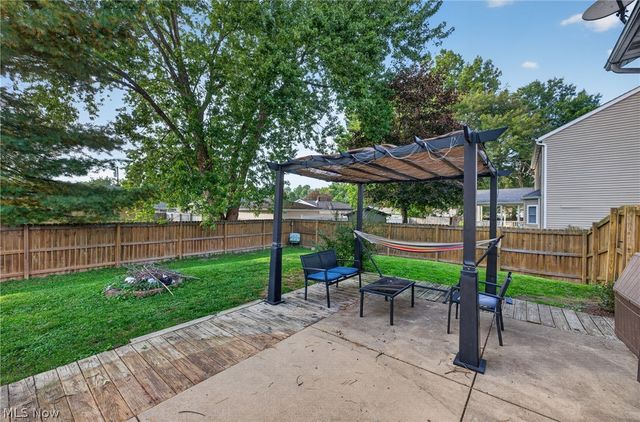 136 Joel Drive, Mogadore, OH 44260