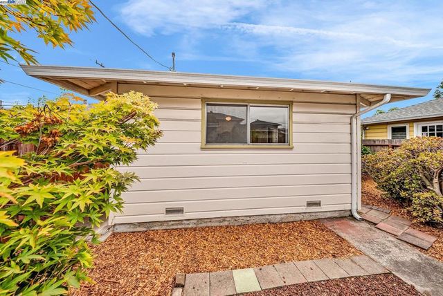 1811 3rd St, Alameda, CA 94501