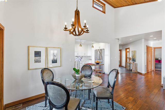 8440 Terrace Dr, El Cerrito, CA 94530